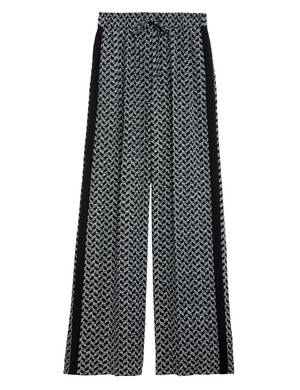 marksandspencer_SS23_T59_1173T_kalhoty do zvonu s geometrickym vzorem a stahovanim v pase_cerna_999Kc.jpg